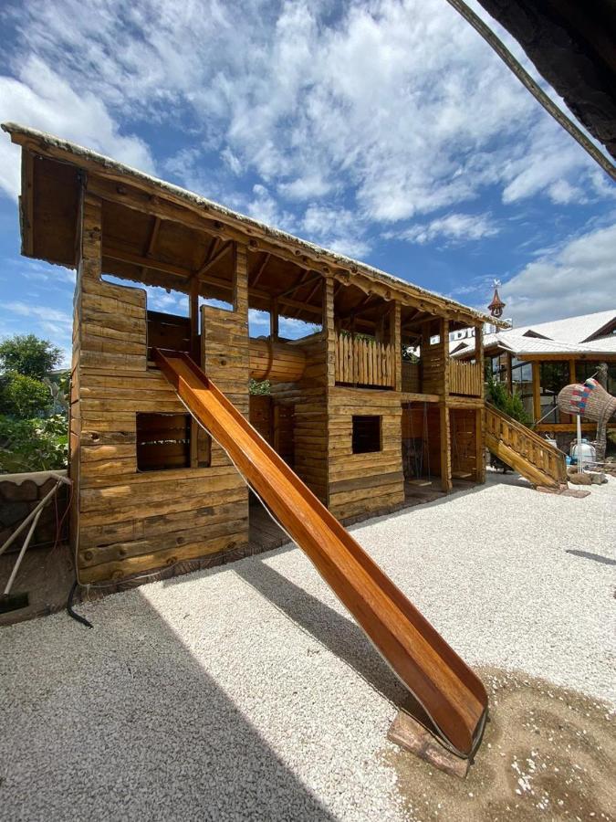Chateau Blanc Hotel Urubici Exterior photo
